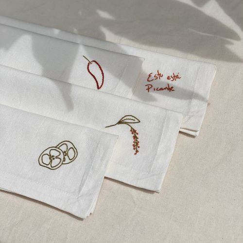 Set of 4 Embroidered Napkins - Esto Està Picante
