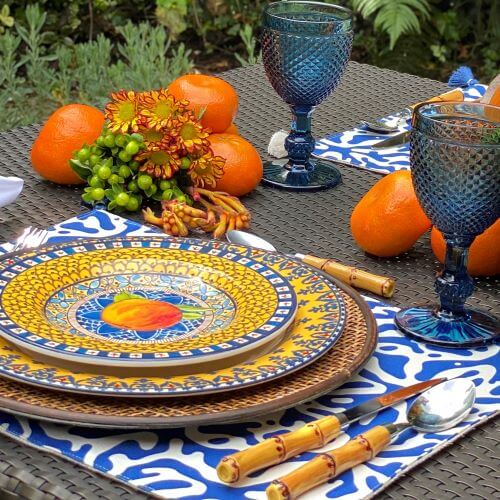 https://www.thenopo.com/cdn/shop/products/the-nopo-colombia-osle-home-decor-set-of-4-navy-placemats-01_grande.jpg?v=1645003946
