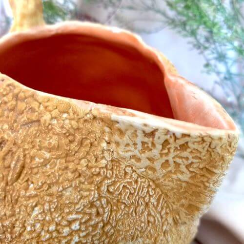 https://www.thenopo.com/cdn/shop/products/the-nopo-mexico-chin-chan-pu-ceramica-cantaloupe-ceramic-pitcher-10_500x500.jpg?v=1645104866