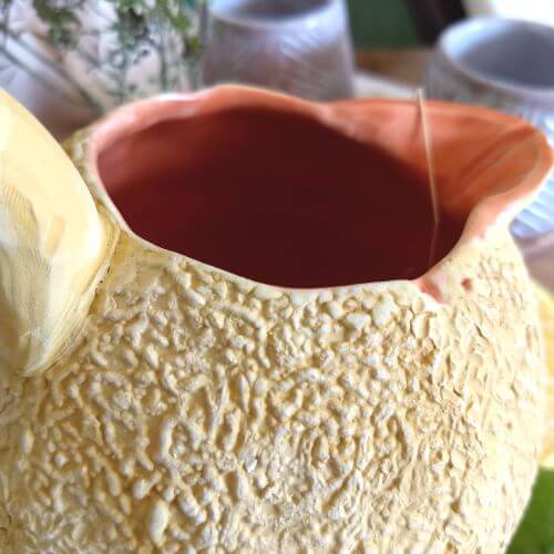 https://www.thenopo.com/cdn/shop/products/the-nopo-mexico-chin-chan-pu-ceramica-cantaloupe-ceramic-pitcher-11_500x500.jpg?v=1645104867